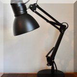 D032. Black desk lamp.